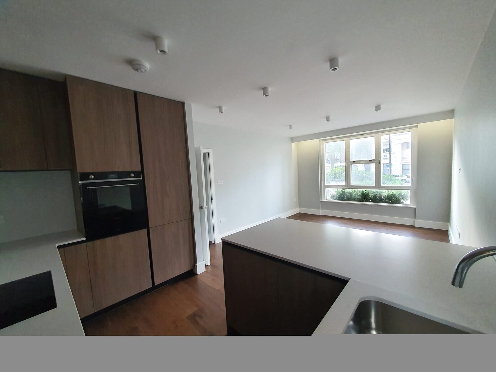 Refurbished kitchen, Belgravia mansion-block apartment